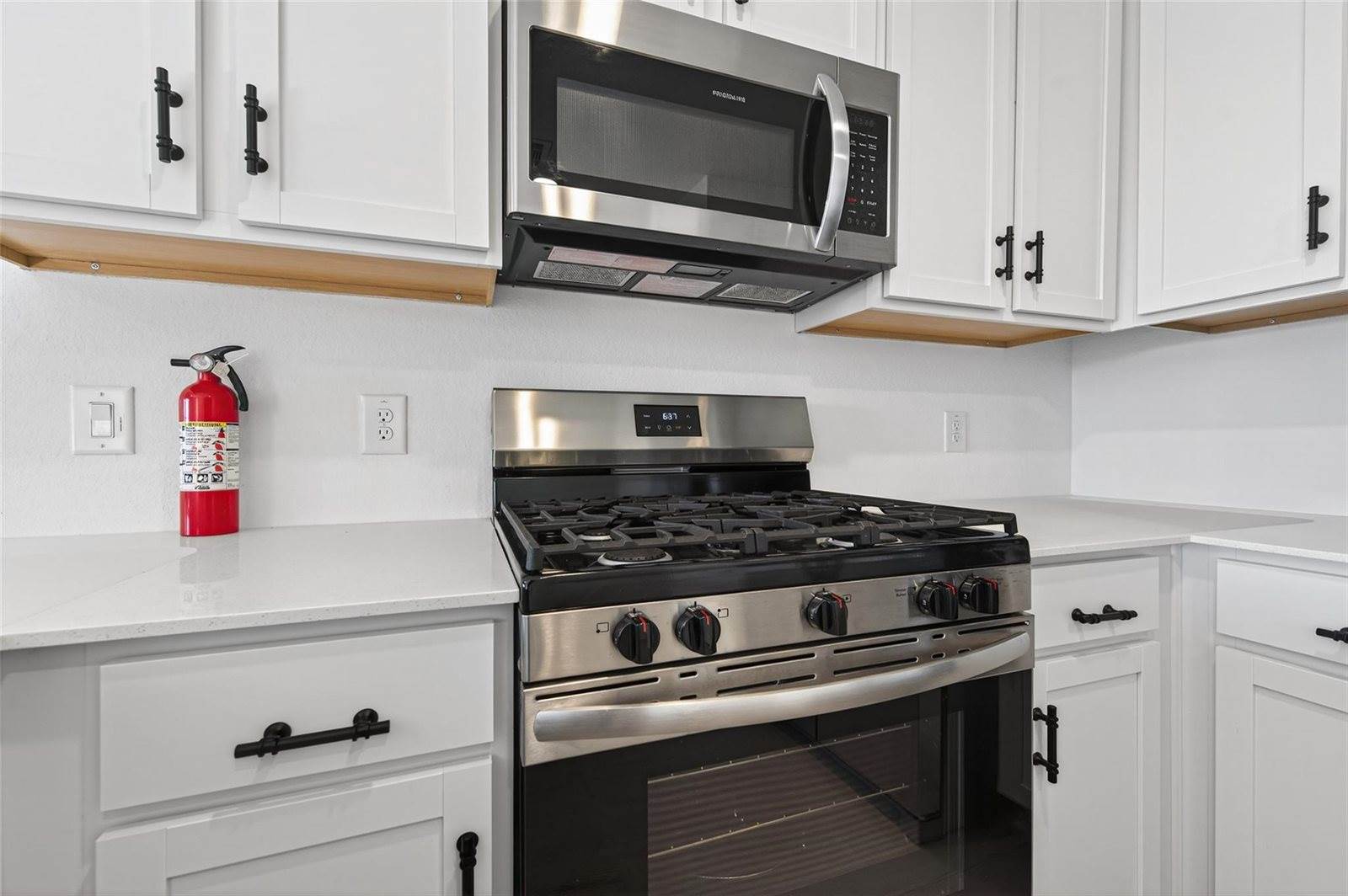 28923 Great Canyon Drive, Hockley, TX 77447