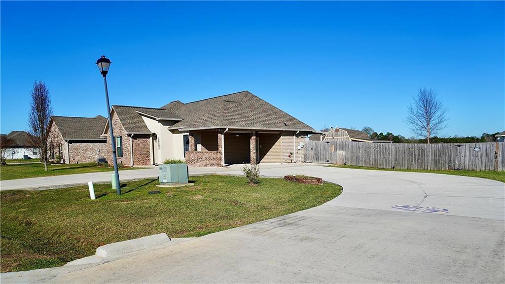 18181 Red Wolf Trail, Loranger, LA 70446