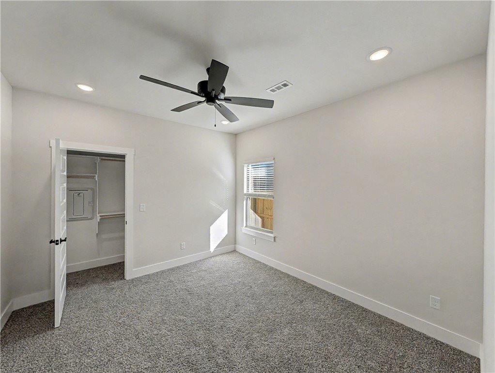 6906 Basswood Avenue, Bentonville, AR 72712