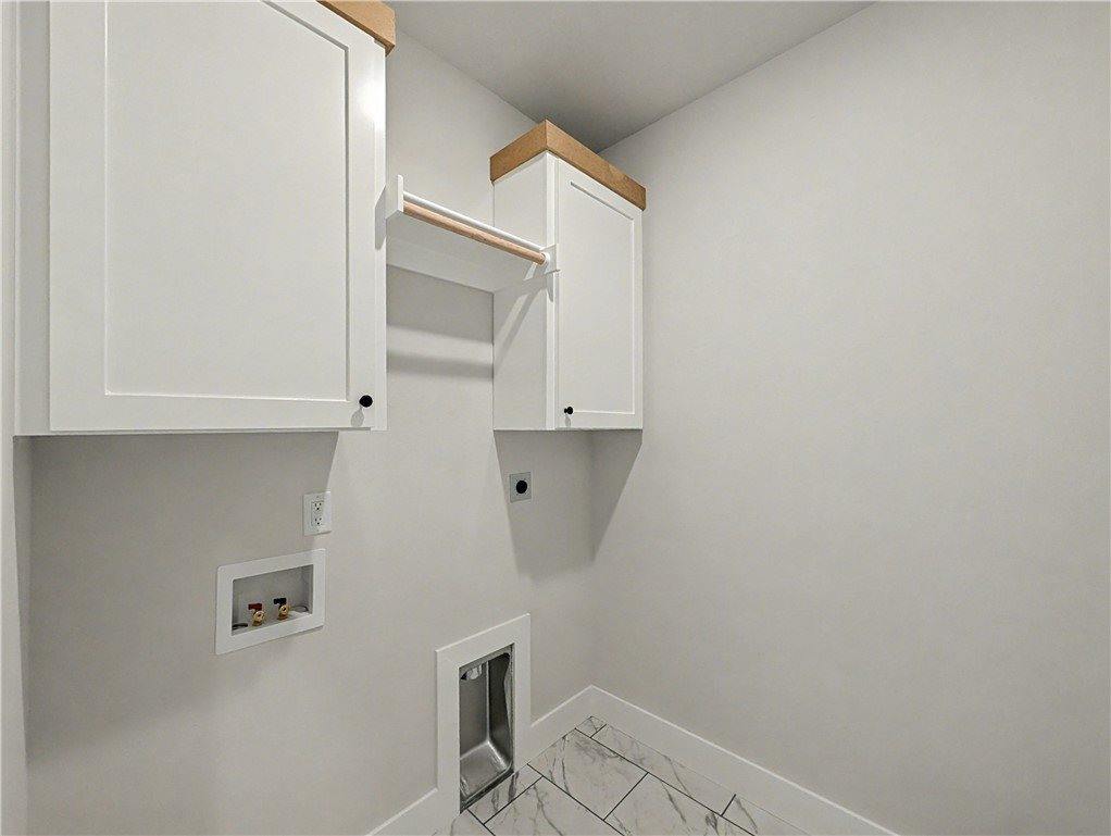 6906 Basswood Avenue, Bentonville, AR 72712