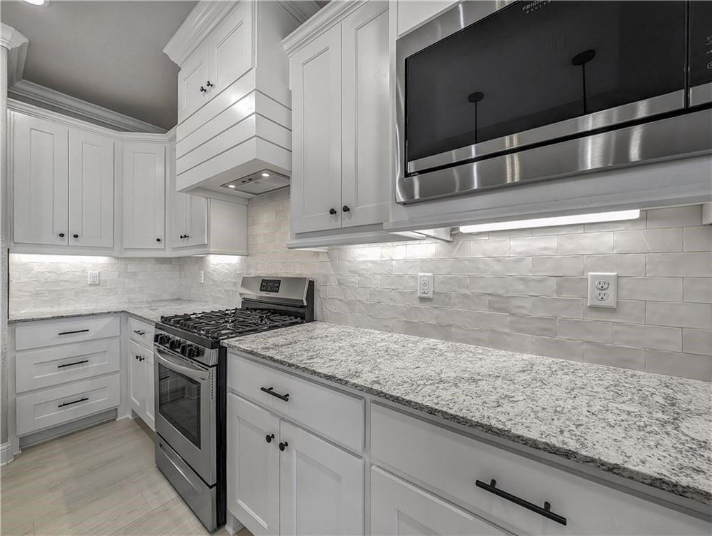 257 Vicks Circle, Centerton, AR 72719