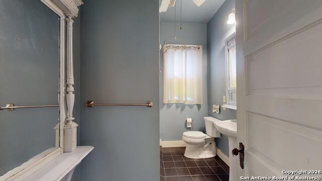 819 W French Pl, San Antonio, TX 78212