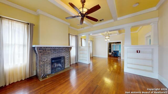 819 W French Pl, San Antonio, TX 78212