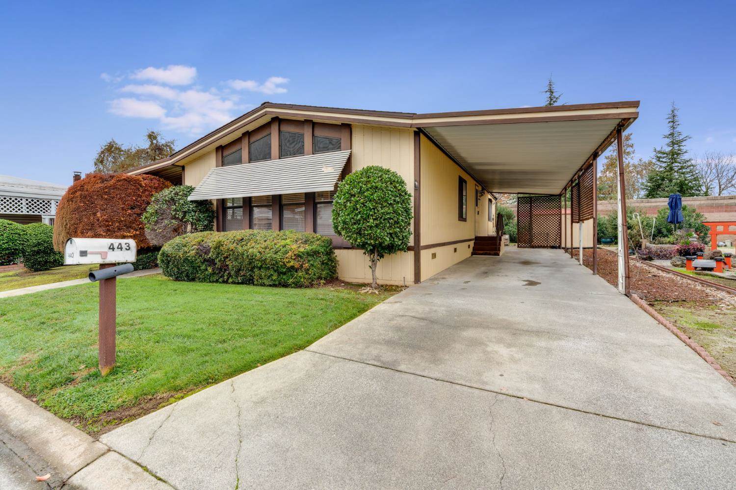 443 Royal Crest Circle, Rancho Cordova, CA 95670