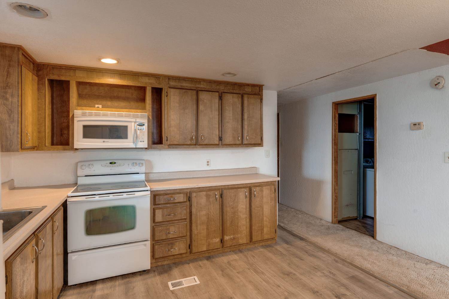 443 Royal Crest Circle, Rancho Cordova, CA 95670