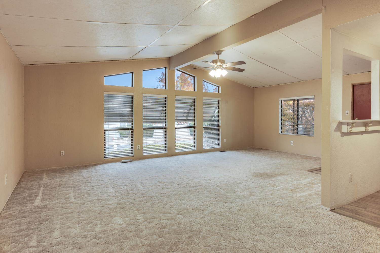 443 Royal Crest Circle, Rancho Cordova, CA 95670