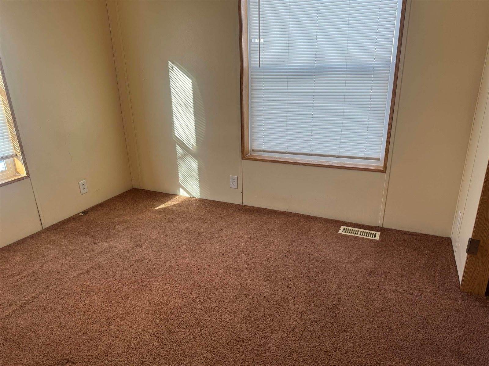 2839 Pocatello Avenue #8, American Falls, ID 83211