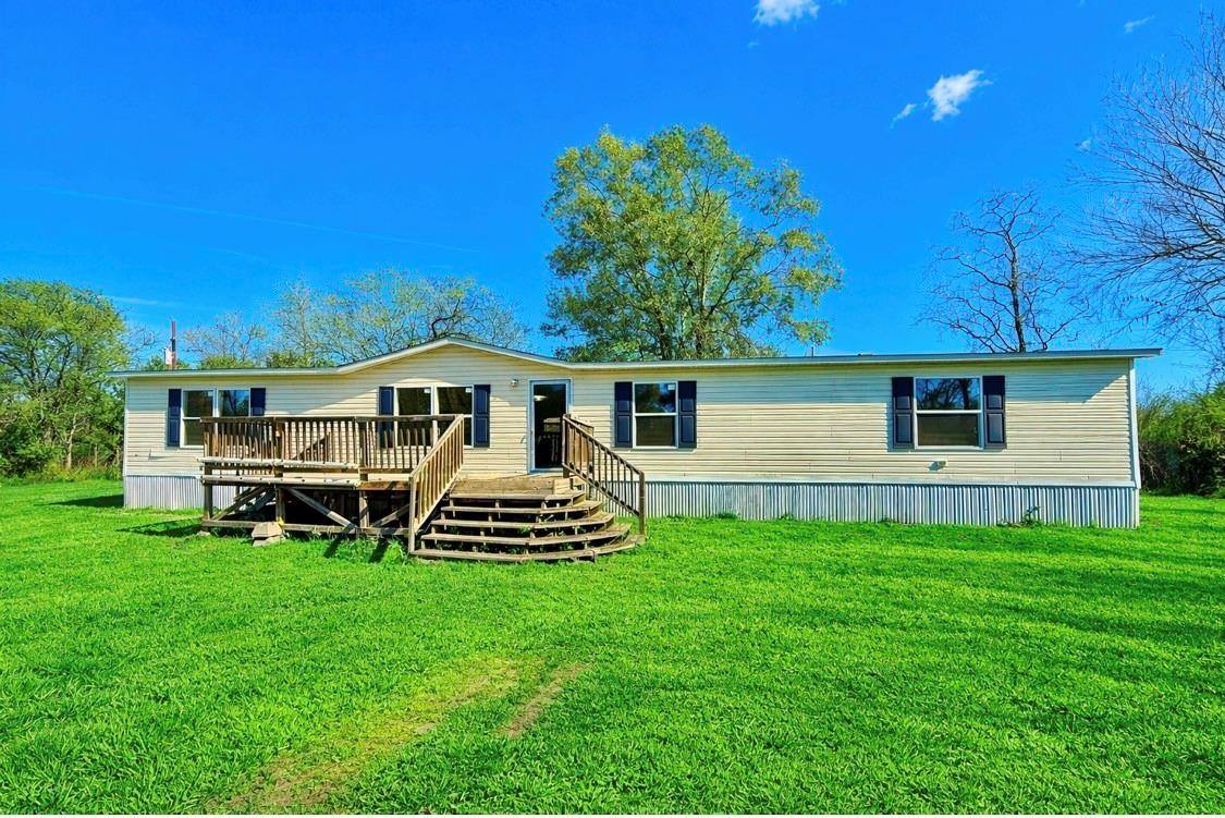 119 Frank Lane, Old River-Winfree, TX 77523