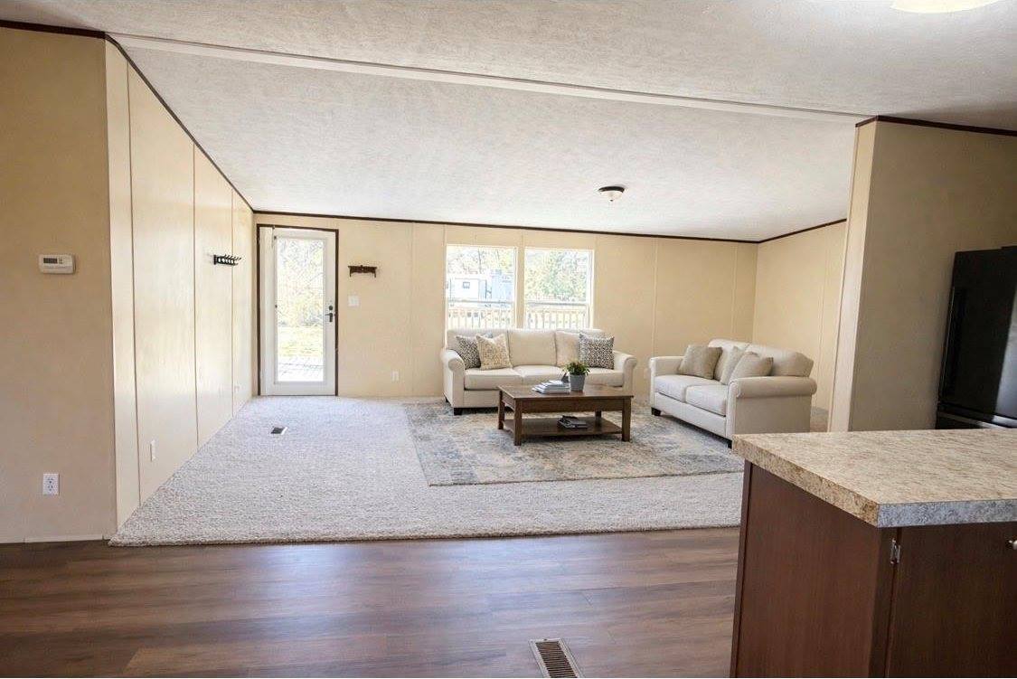 119 Frank Lane, Old River-Winfree, TX 77523