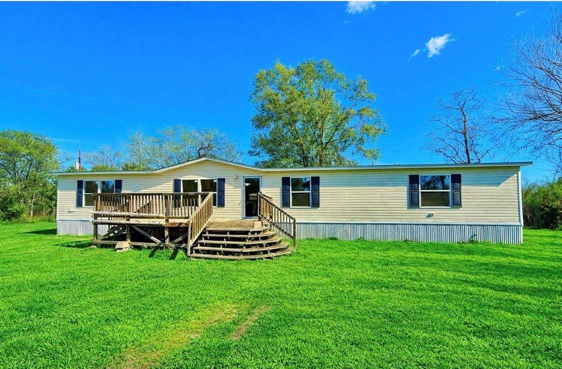 119 Frank Lane, Old River-Winfree, TX 77523