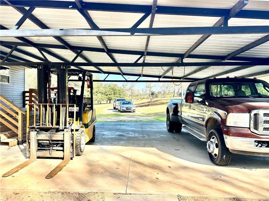 57349 Neal Acres Road, Loranger, LA 70446