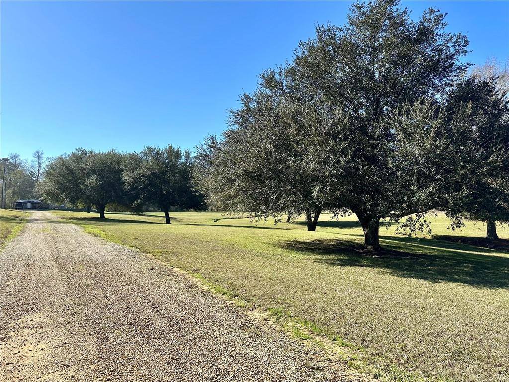 57349 Neal Acres Road, Loranger, LA 70446
