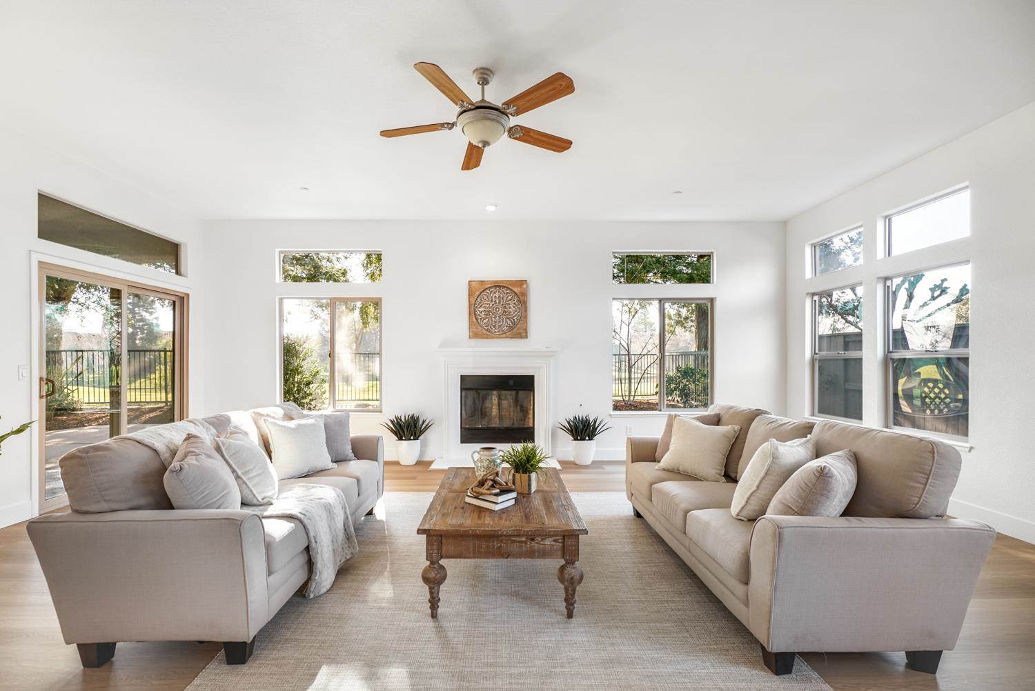 1009 Fountain Drive, West Sacramento, CA 95605