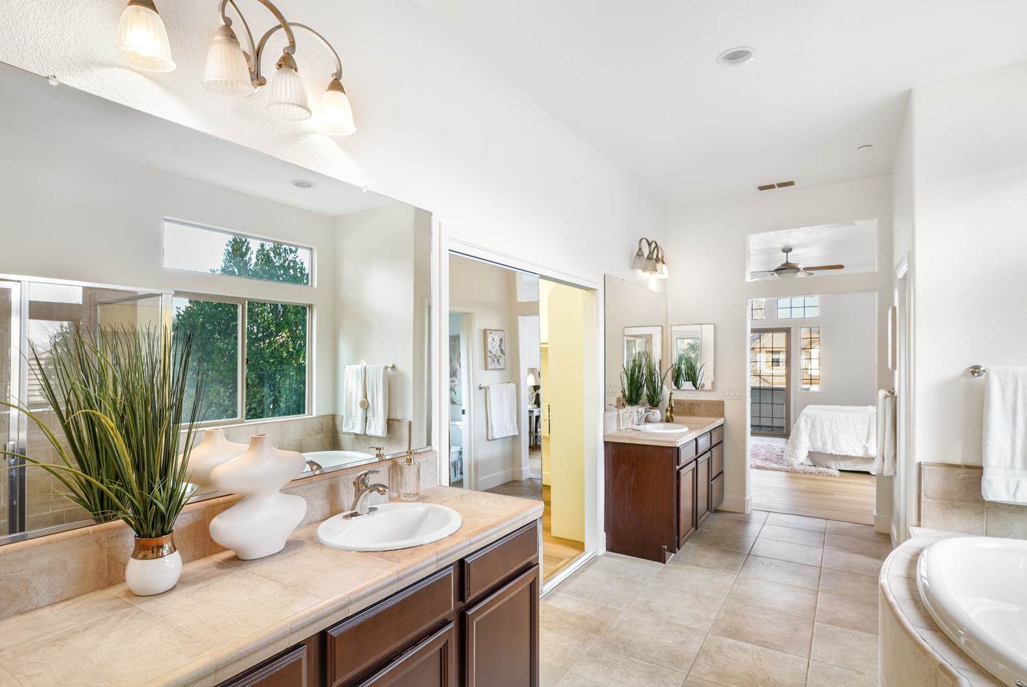 1009 Fountain Drive, West Sacramento, CA 95605