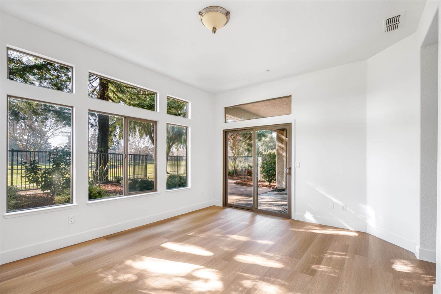 1009 Fountain Drive, West Sacramento, CA 95605