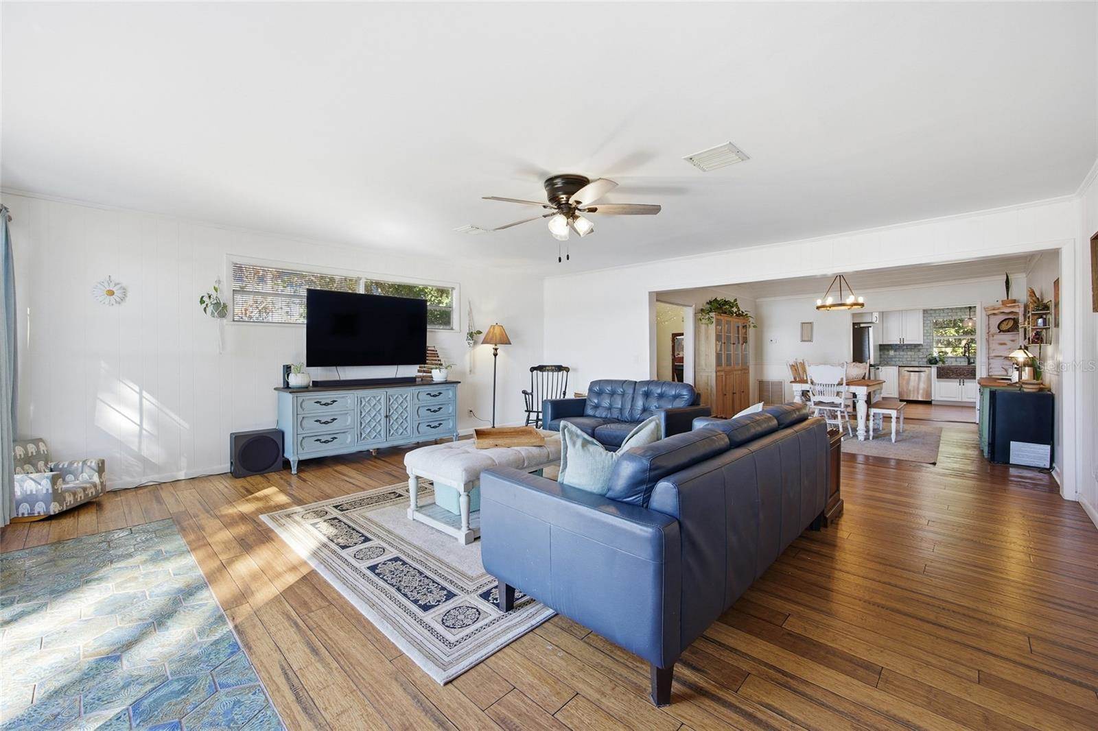 10550 NE 222nd Place Road, Fort Mc Coy, FL 32134