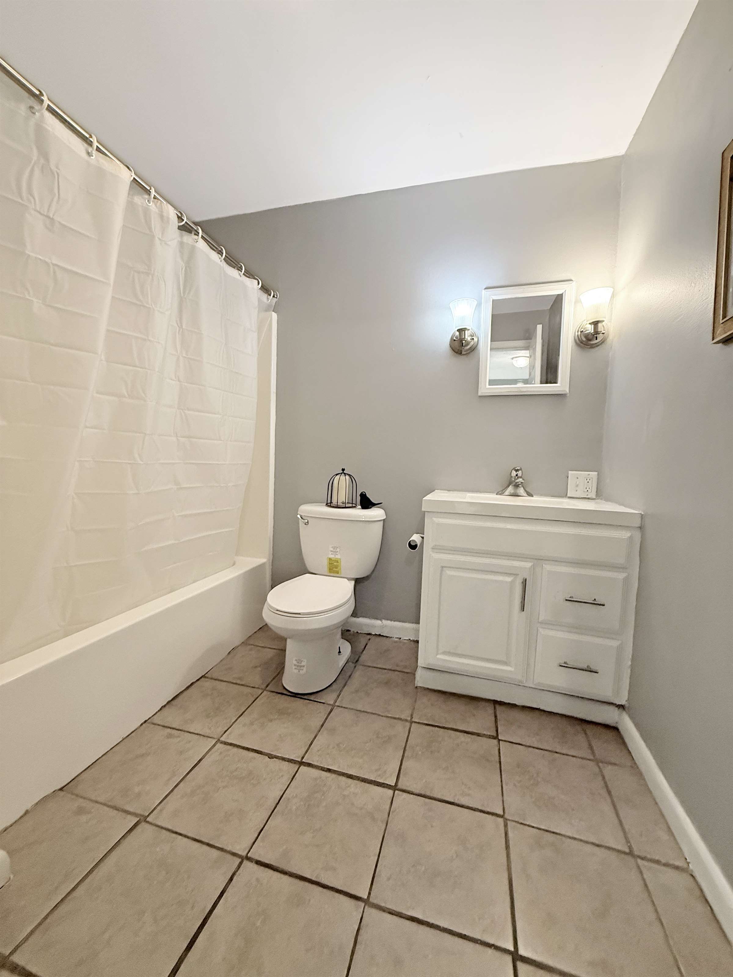 1543 3rd Ave, Terre Haute, IN 47807