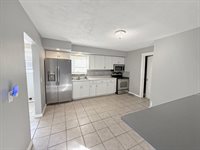 1543 3rd Ave, Terre Haute, IN 47807