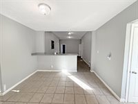 1543 3rd Ave, Terre Haute, IN 47807