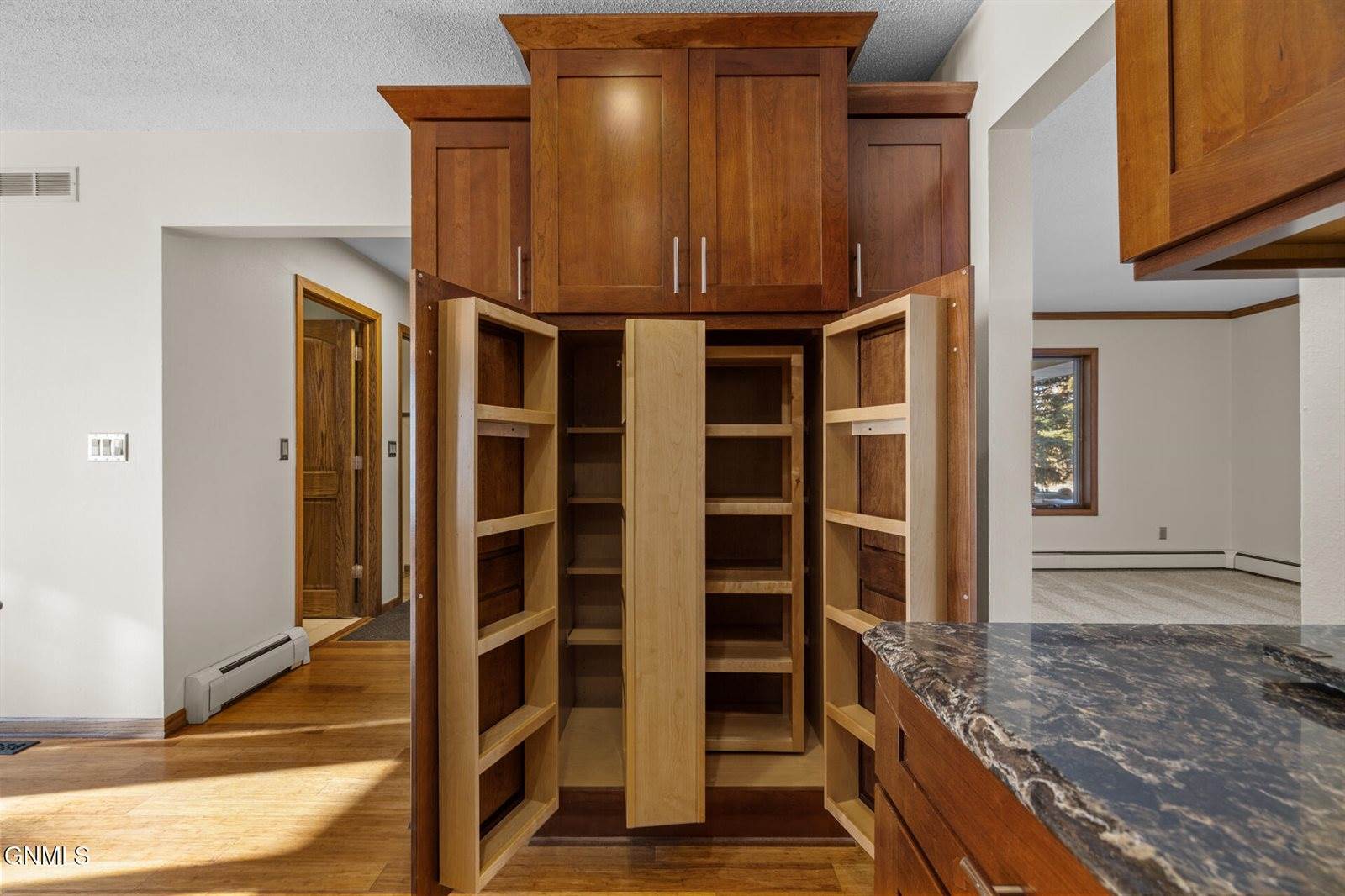 6181 133rd Avenue NW, Williston, ND 58801