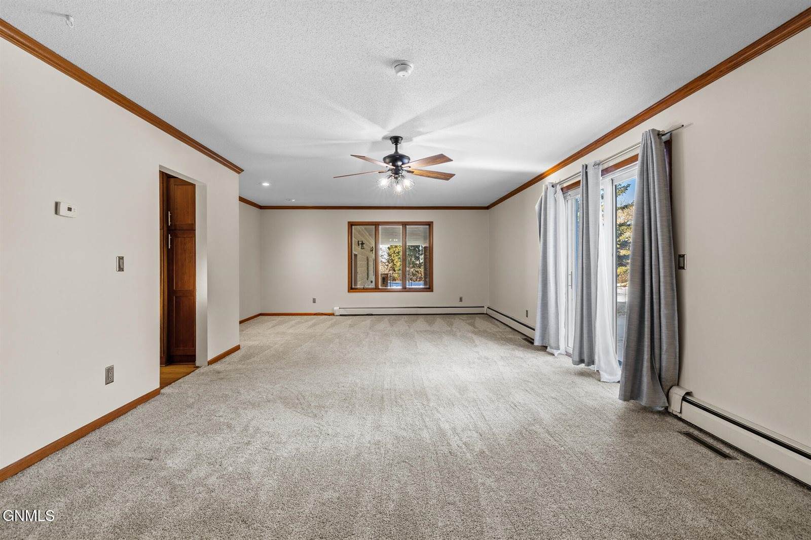 6181 133rd Avenue NW, Williston, ND 58801