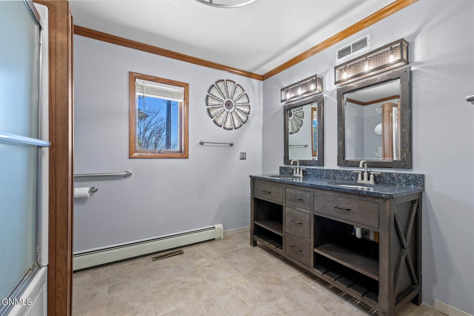 6181 133rd Avenue NW, Williston, ND 58801