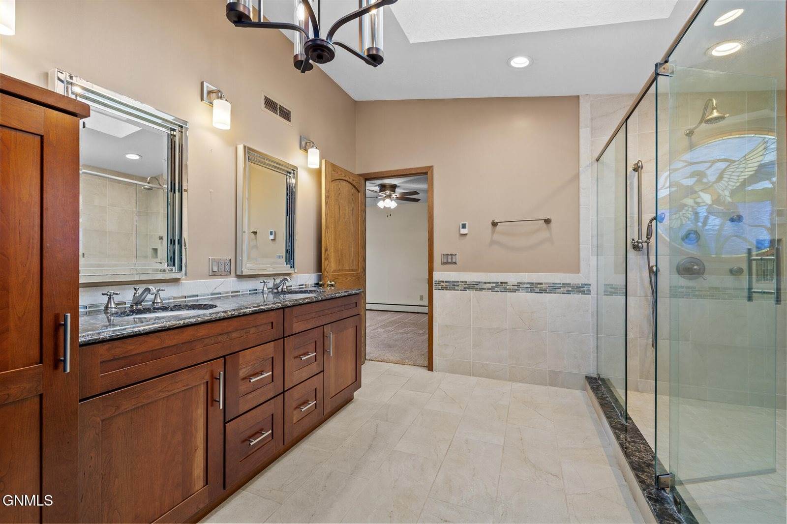 6181 133rd Avenue NW, Williston, ND 58801