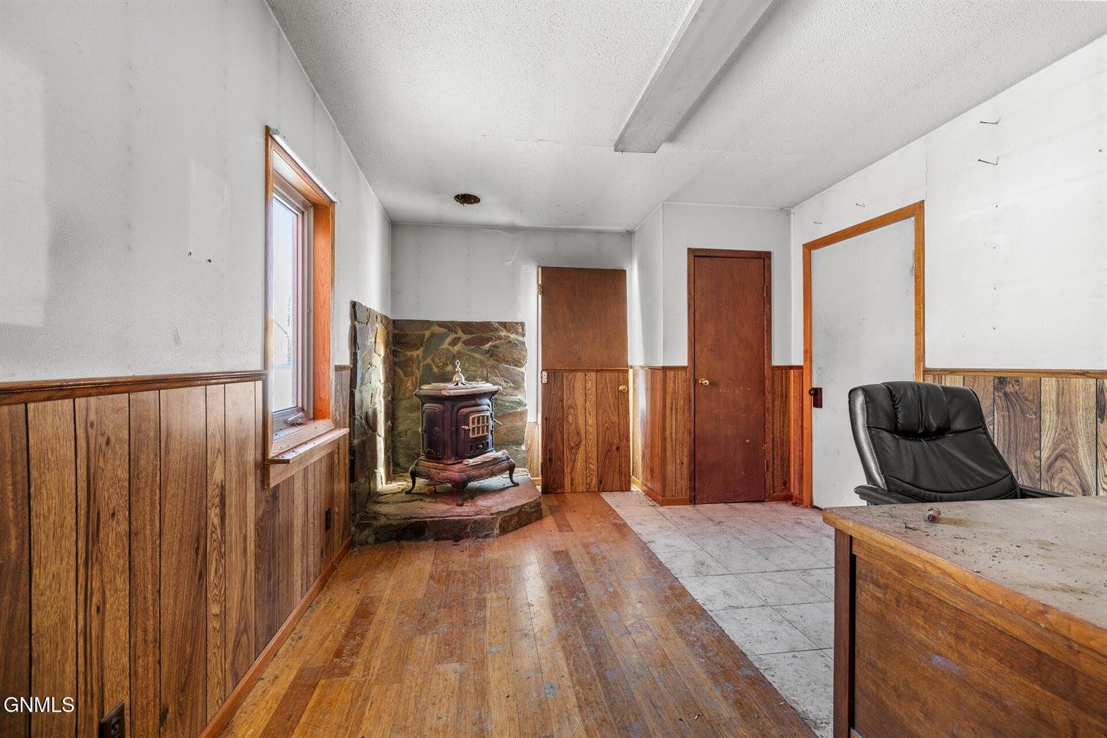 6181 133rd Avenue NW, Williston, ND 58801