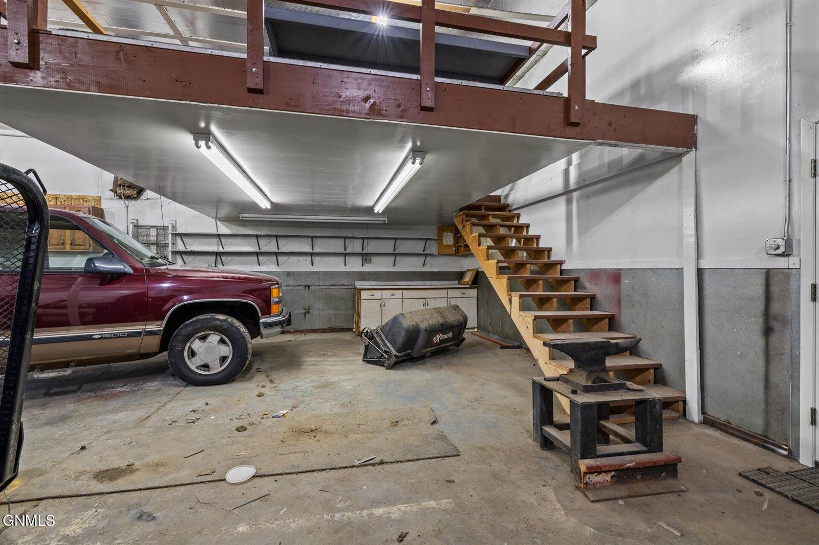 6181 133rd Avenue NW, Williston, ND 58801