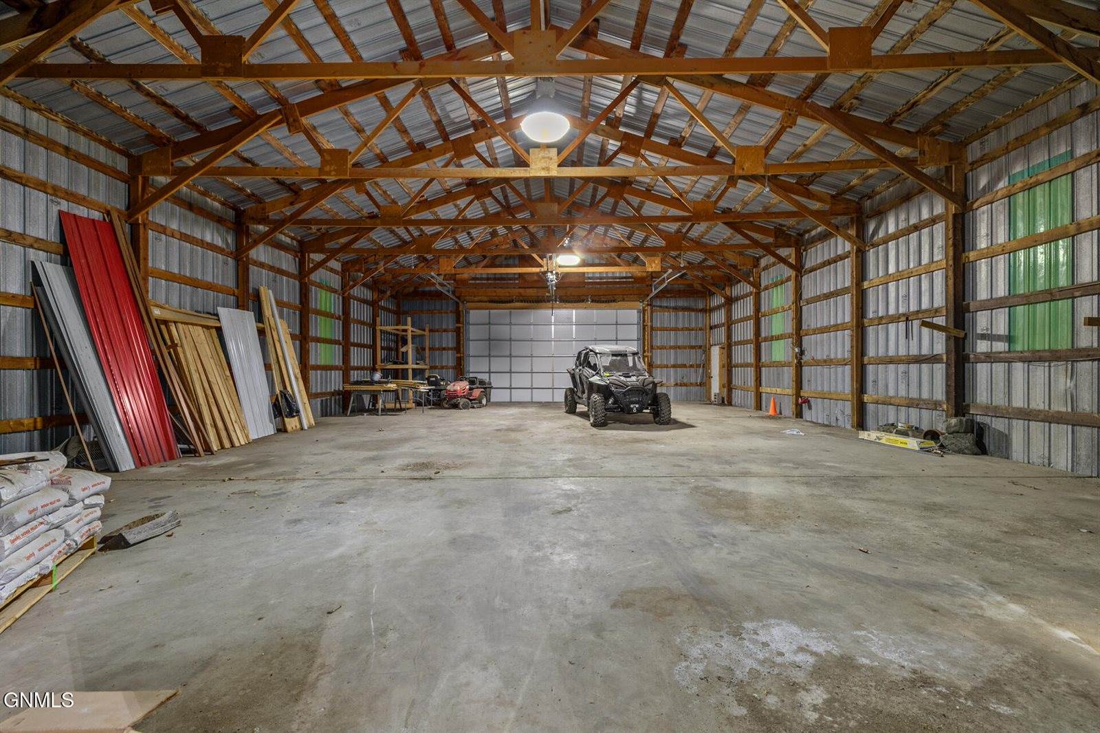 6181 133rd Avenue NW, Williston, ND 58801