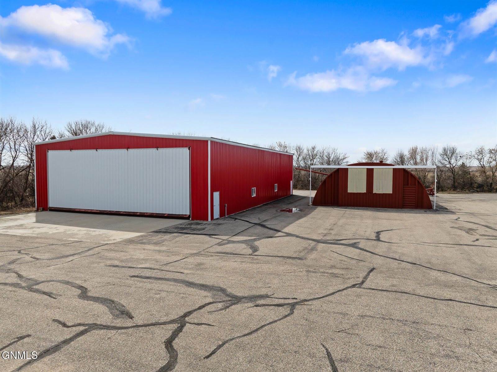 6181 133rd Avenue NW, Williston, ND 58801