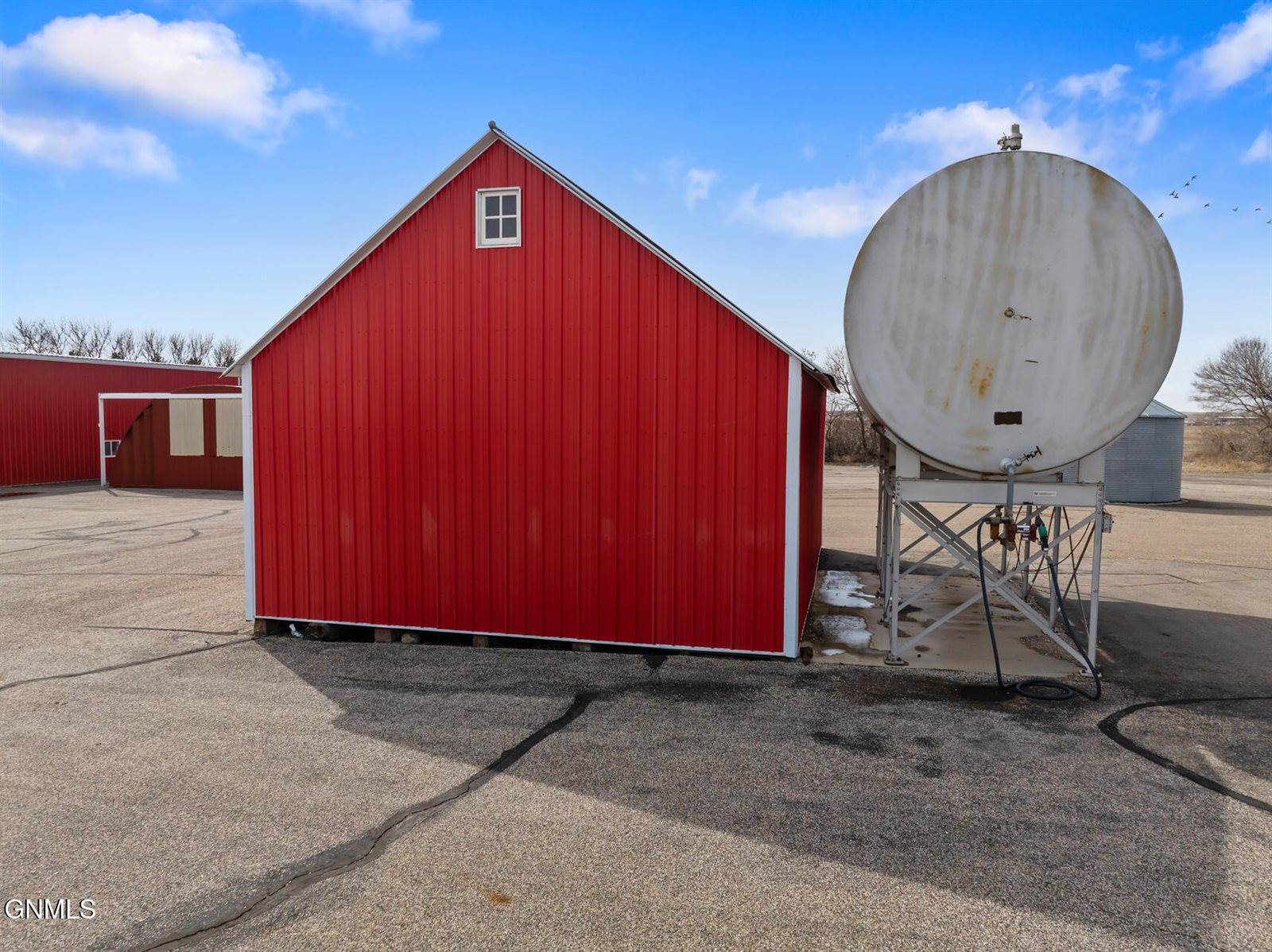 6181 133rd Avenue NW, Williston, ND 58801