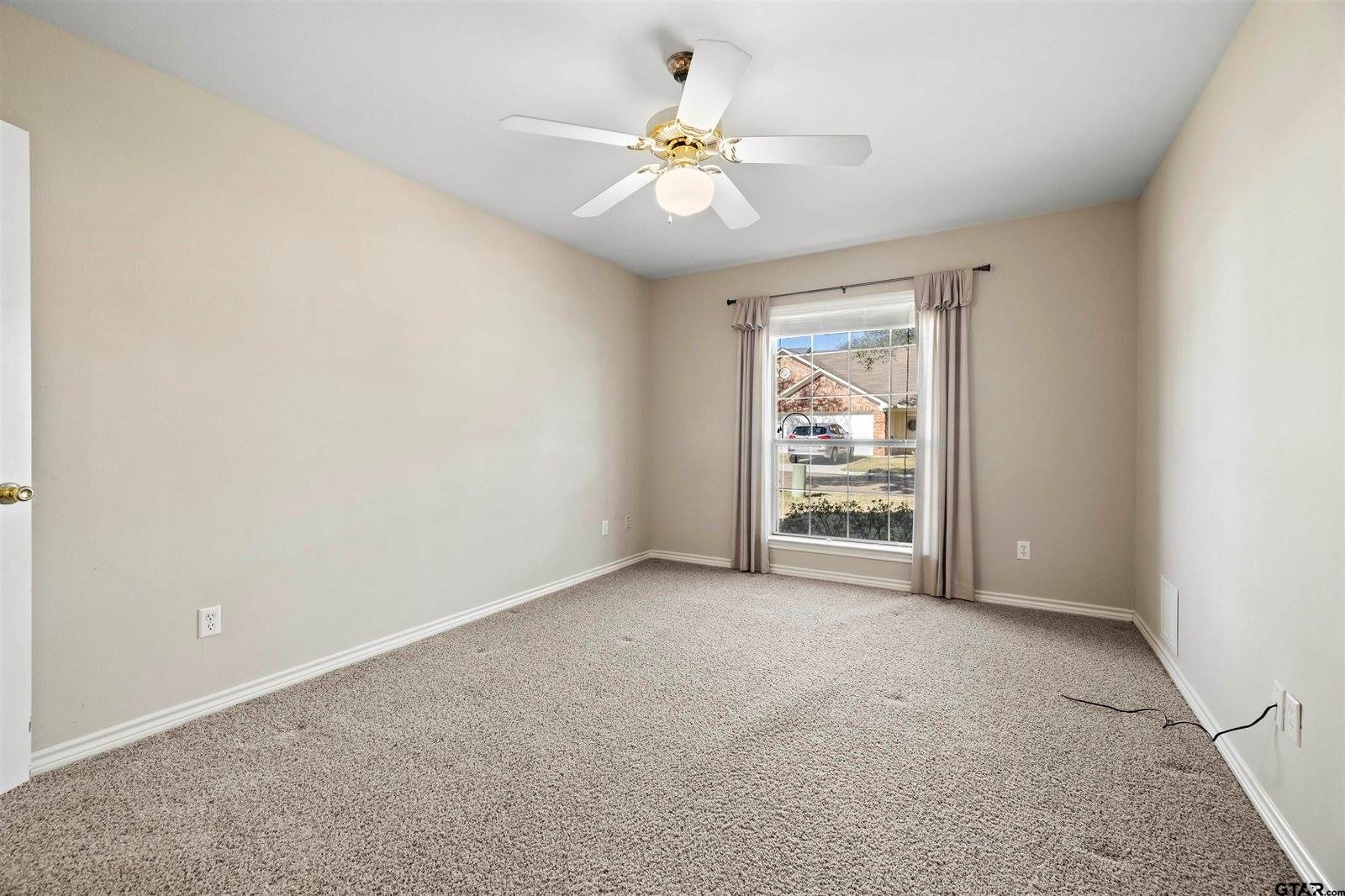 5401 Hollytree Dr. 604, Tyler, TX 75703