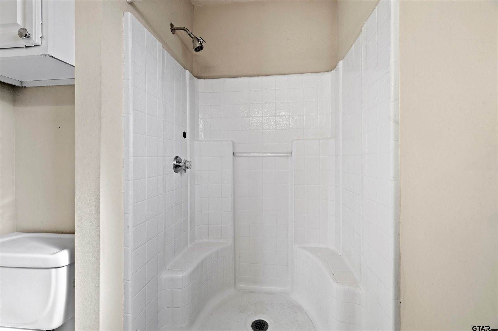 5401 Hollytree Dr. 604, Tyler, TX 75703