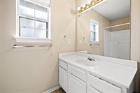 5401 Hollytree Dr. 604, Tyler, TX 75703