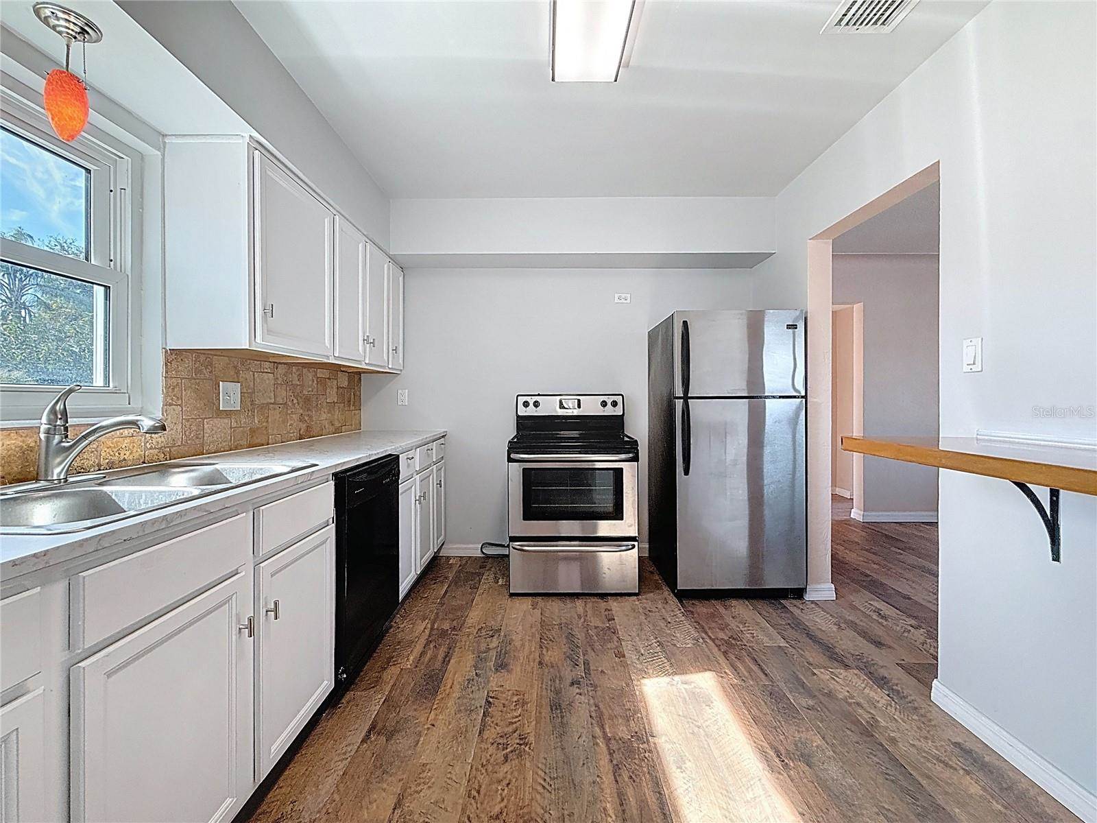 5810 Tangerine Avenue South, Gulfport, FL 33707