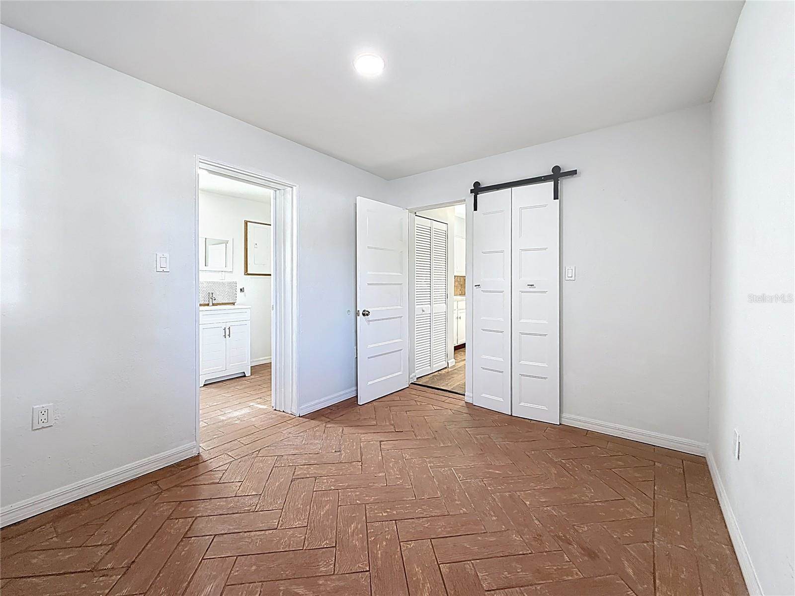 5810 Tangerine Avenue South, Gulfport, FL 33707