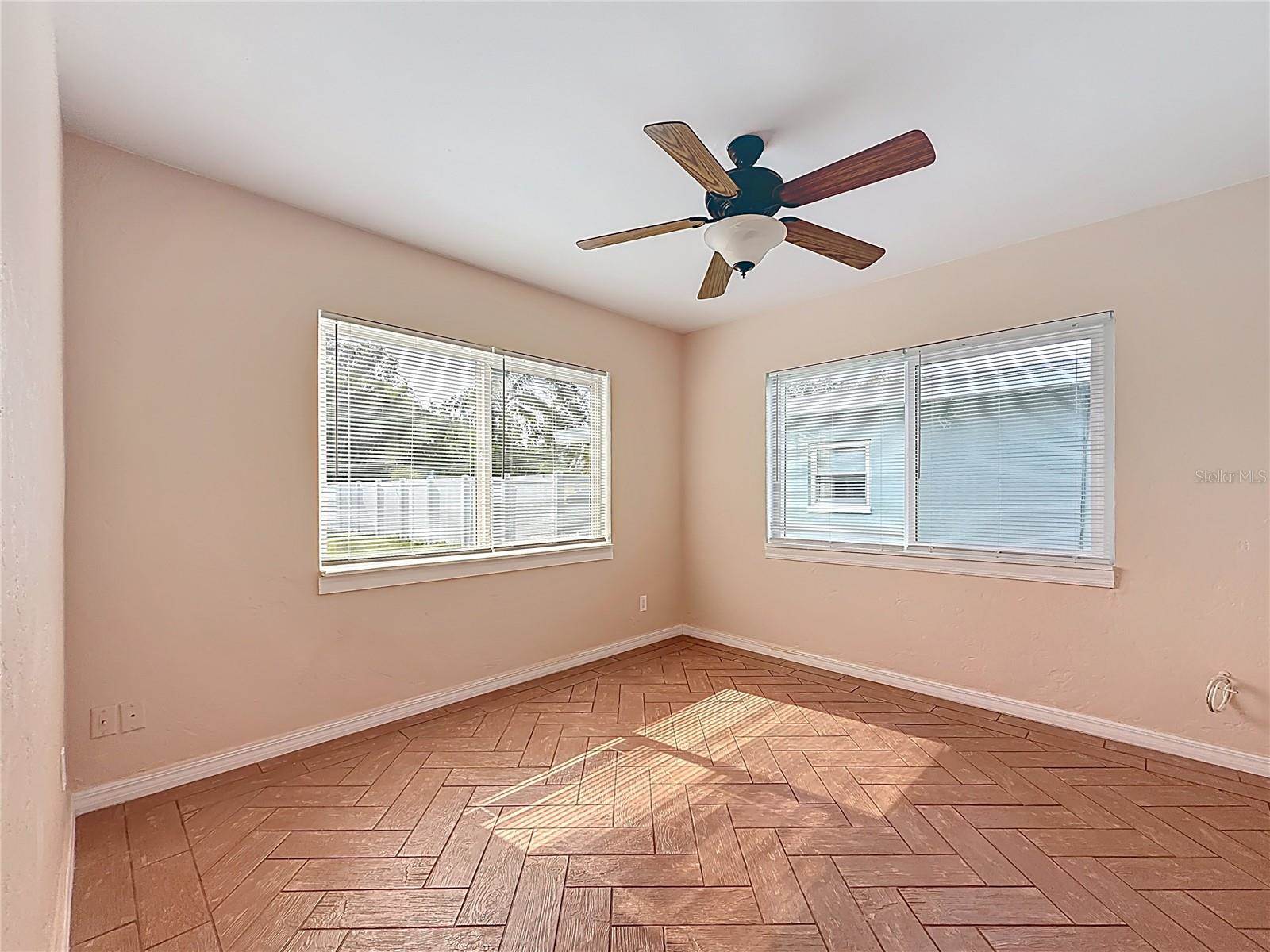 5810 Tangerine Avenue South, Gulfport, FL 33707