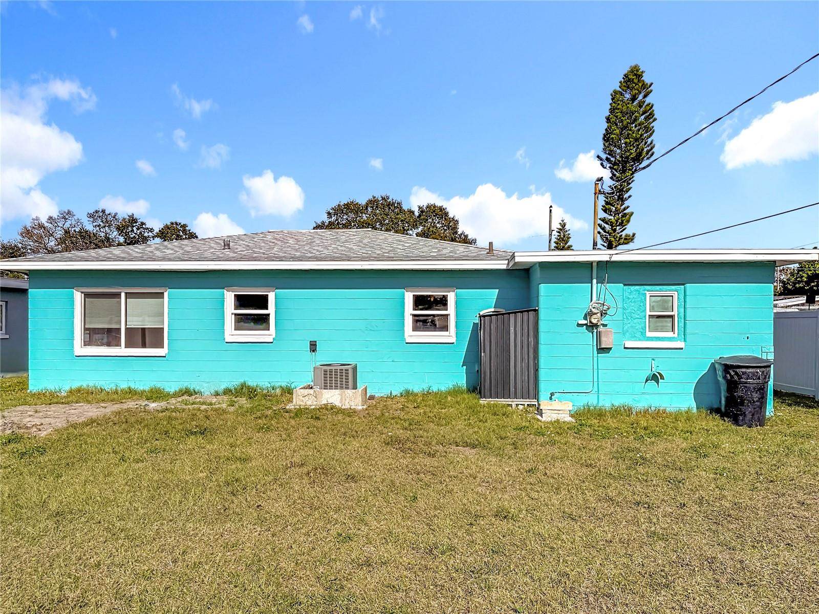 5810 Tangerine Avenue South, Gulfport, FL 33707