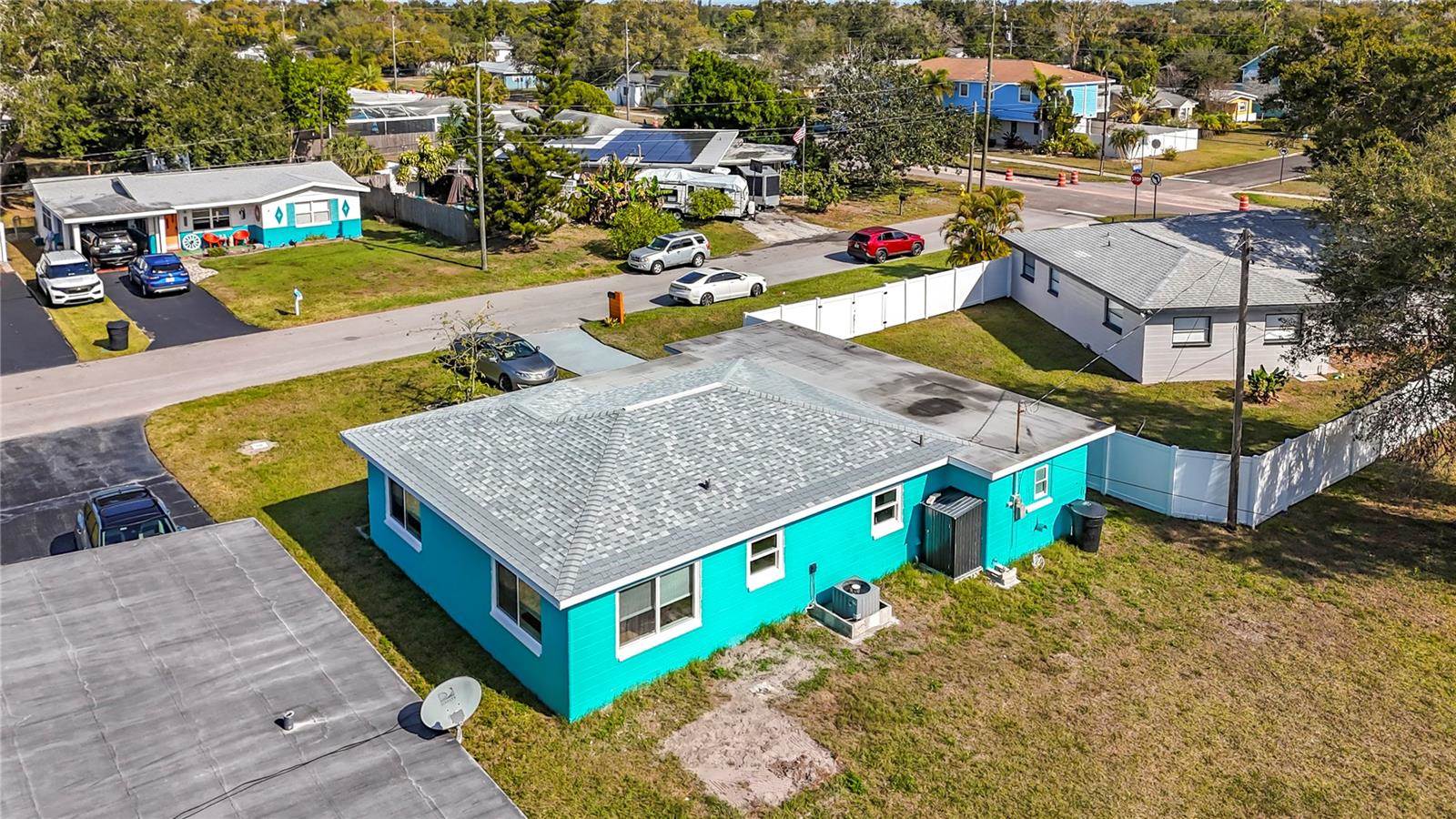 5810 Tangerine Avenue South, Gulfport, FL 33707