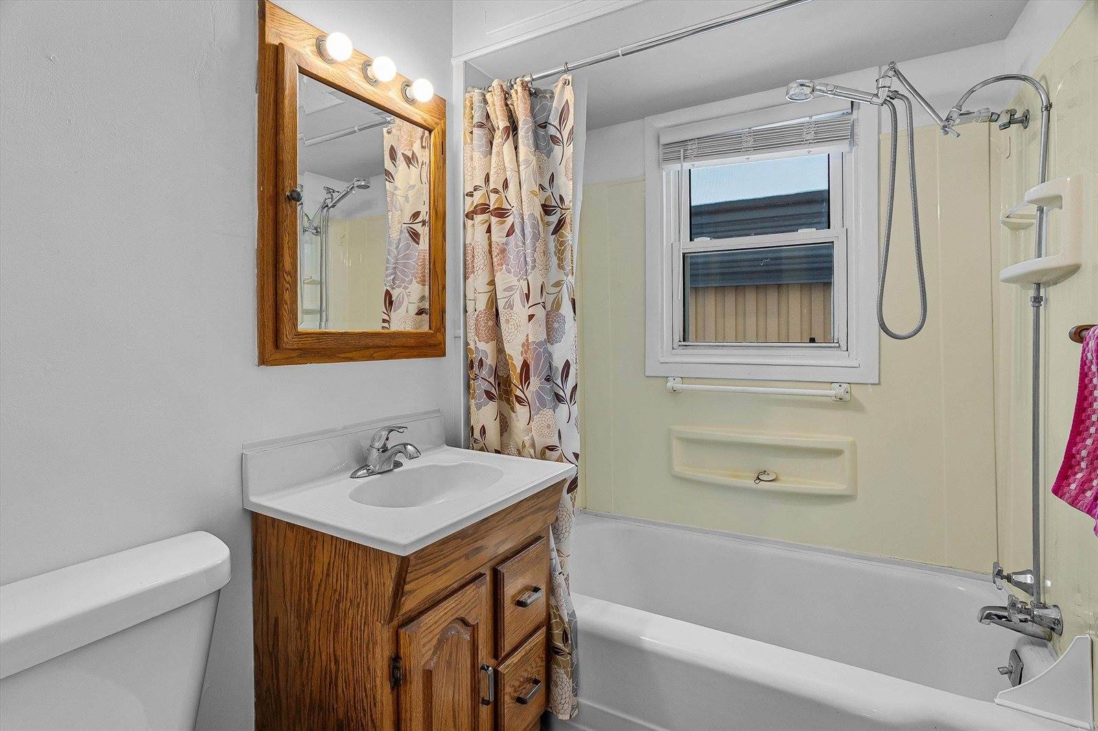 107 E Wendell Street, Spencer, WI 54479