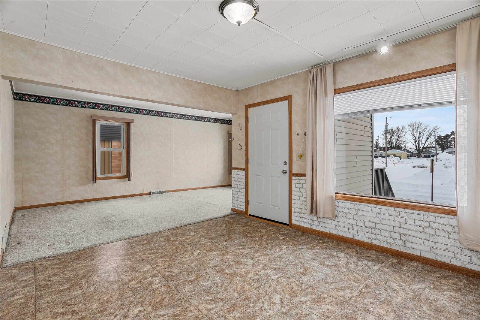 107 E Wendell Street, Spencer, WI 54479