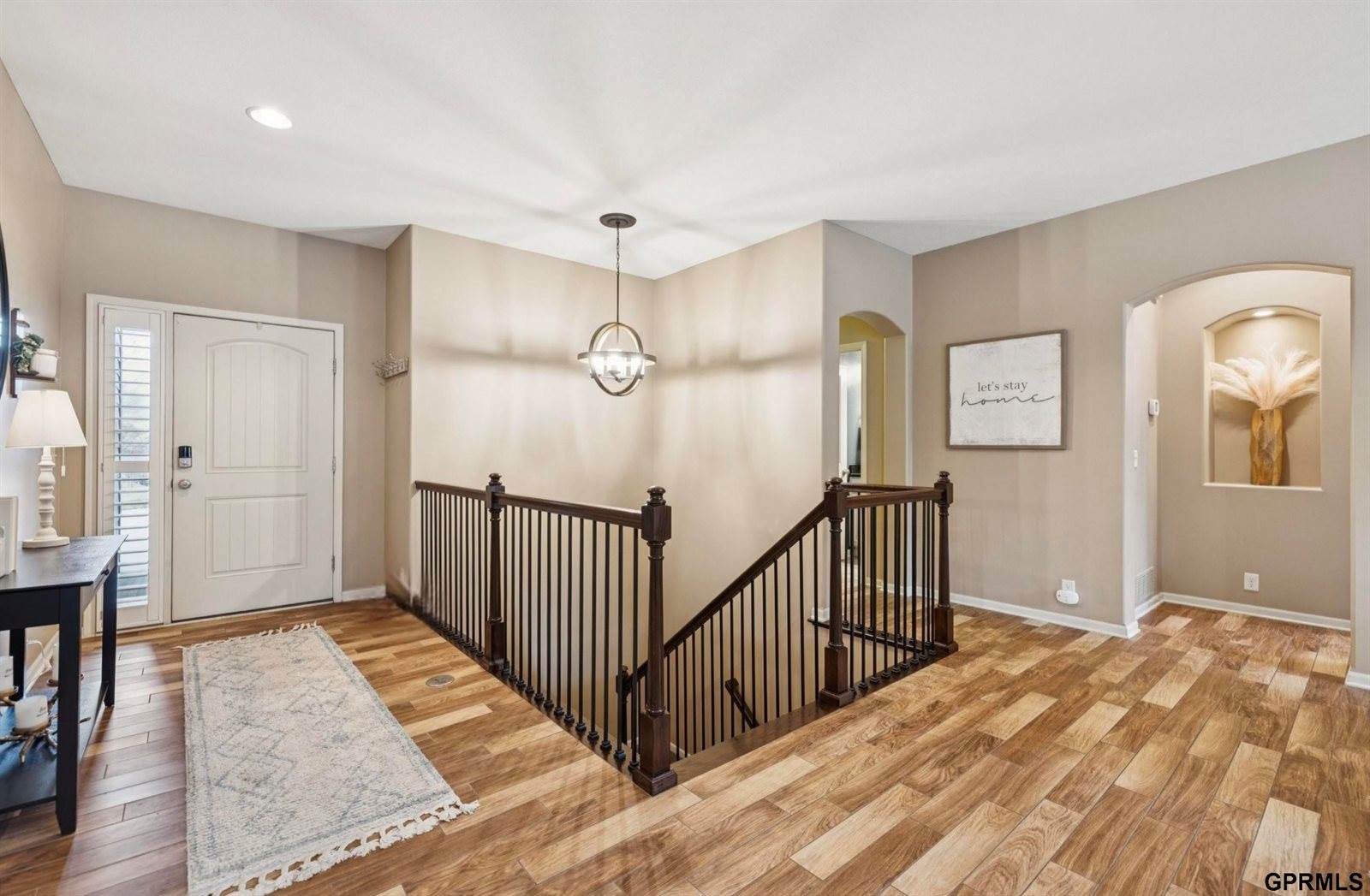 18601 Mason Street, Elkhorn, NE 68022