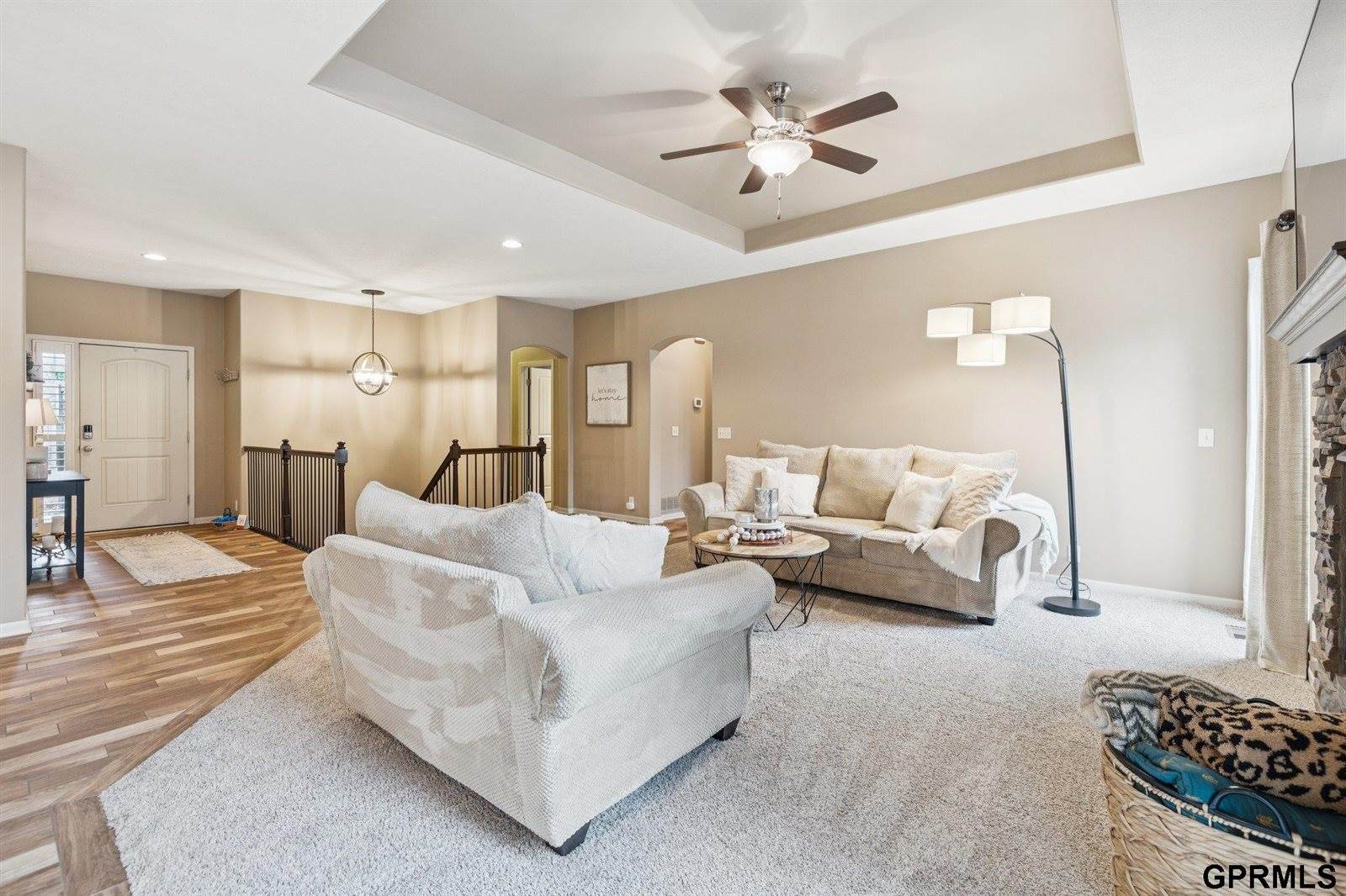 18601 Mason Street, Elkhorn, NE 68022