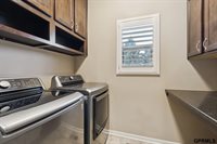 18601 Mason Street, Elkhorn, NE 68022