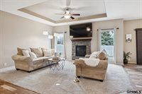 18601 Mason Street, Elkhorn, NE 68022