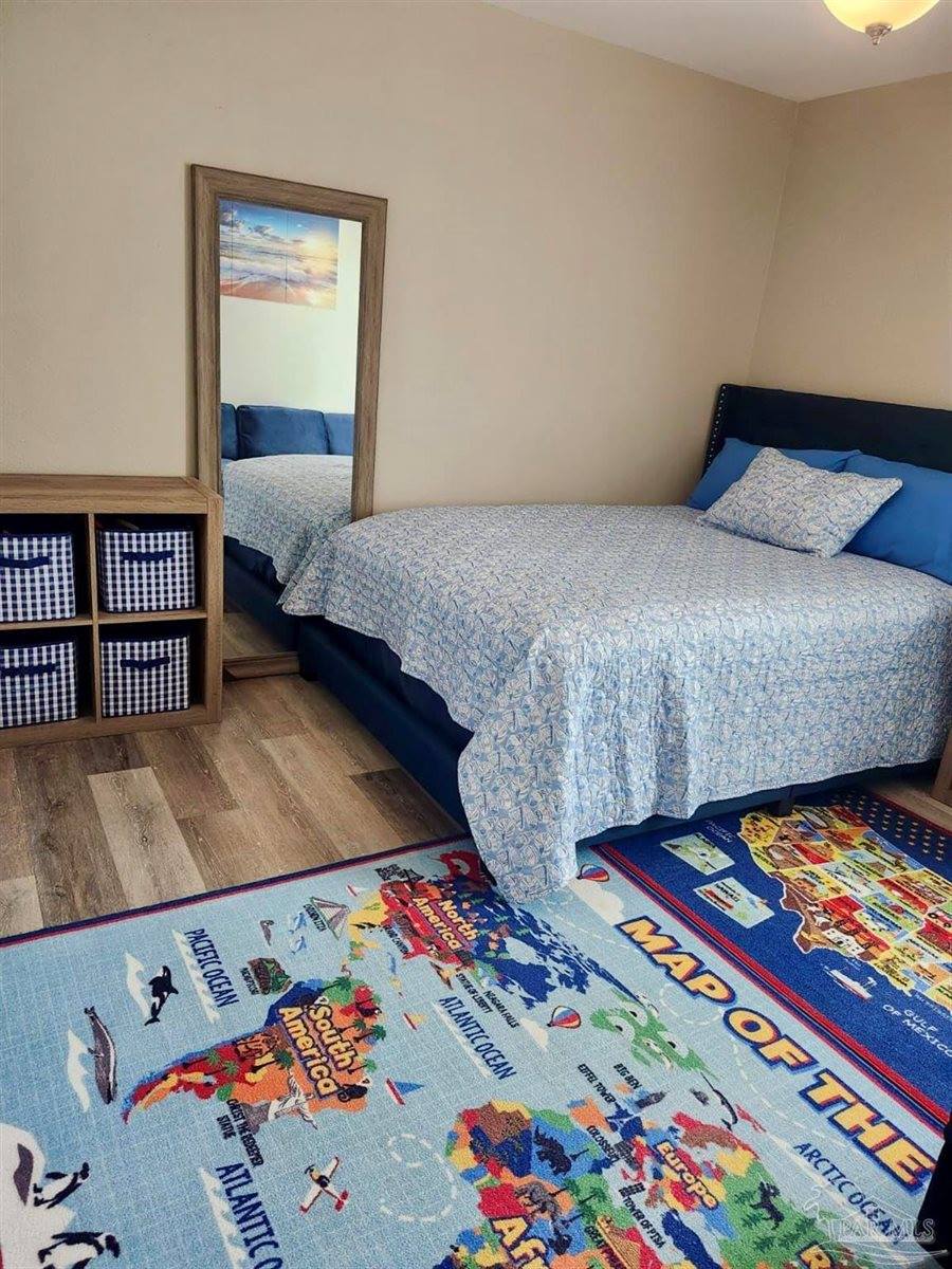 10425 Tanton Rd, Pensacola, FL 32506