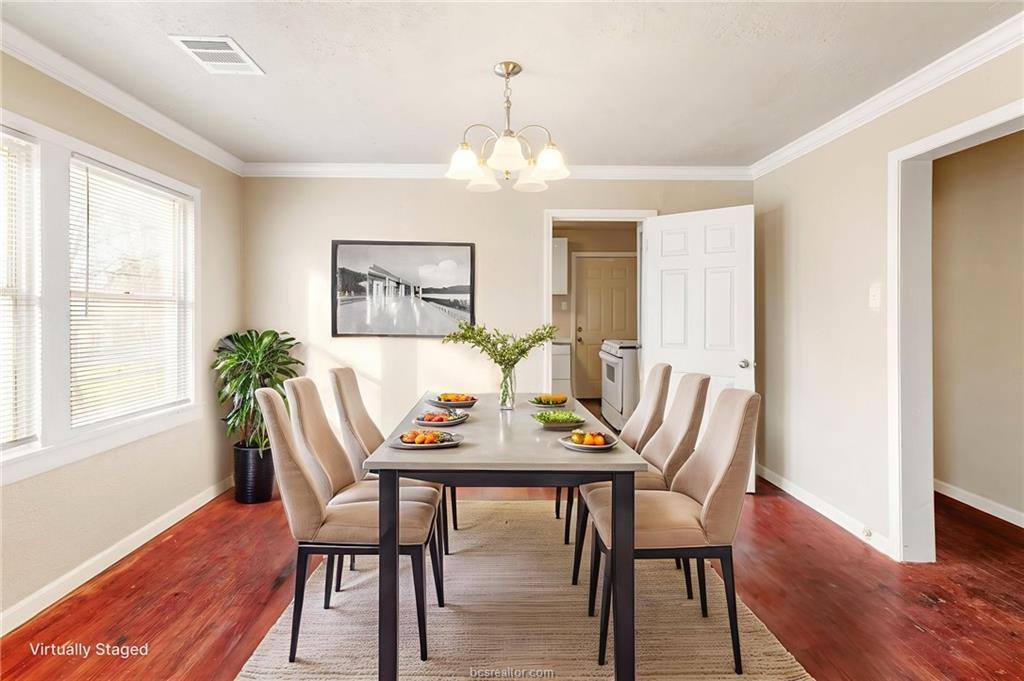 806 Walnut Street, Bryan, TX 77803