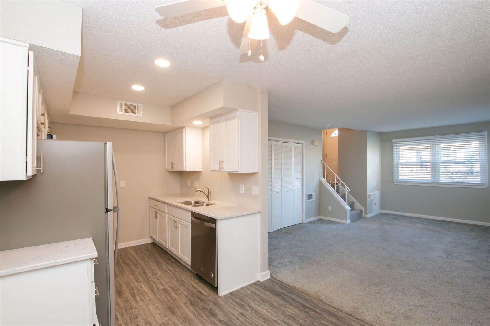 4327/4329 66th Street, Urbandale, IA 50322