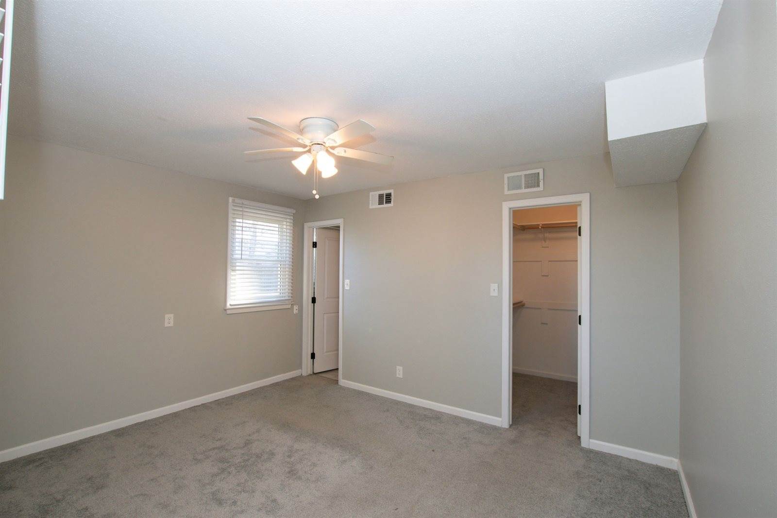 4327/4329 66th Street, Urbandale, IA 50322